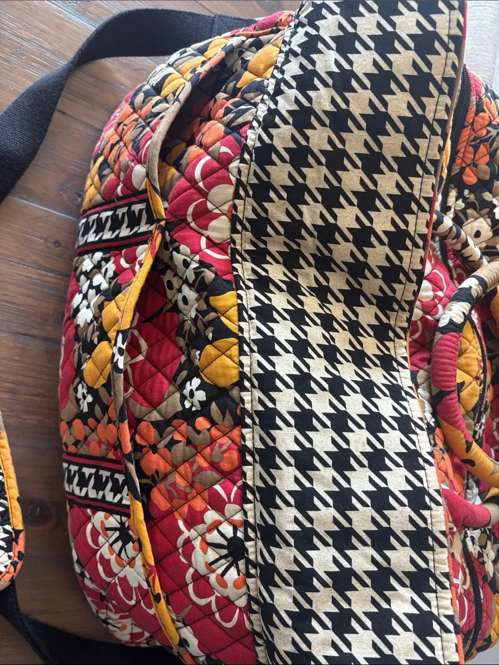 Quilted Floral Weekend Duffel Bag in Red & Mustard - Picture 6 of 10